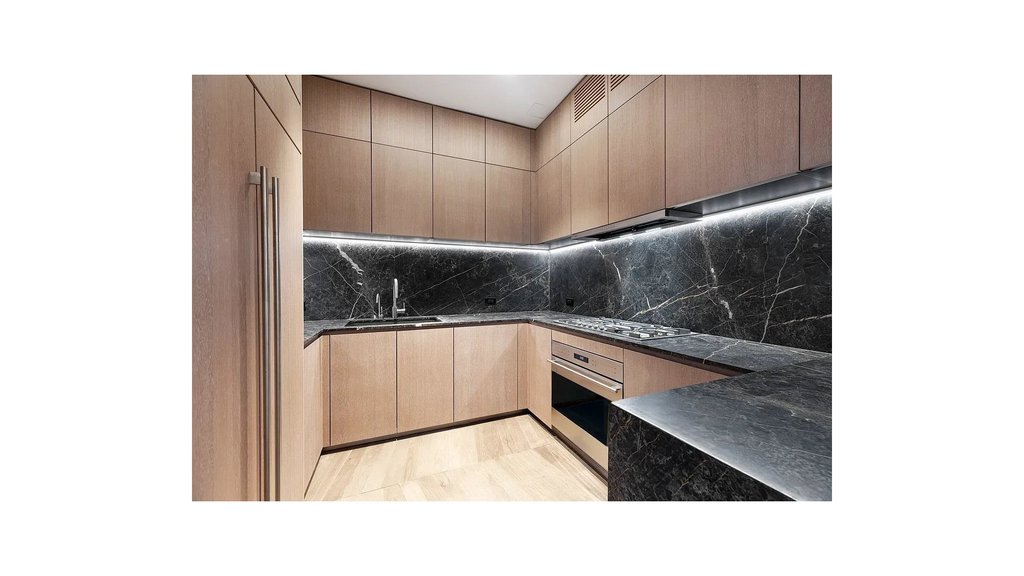 49 Chambers Street, Unit 9F photo 2