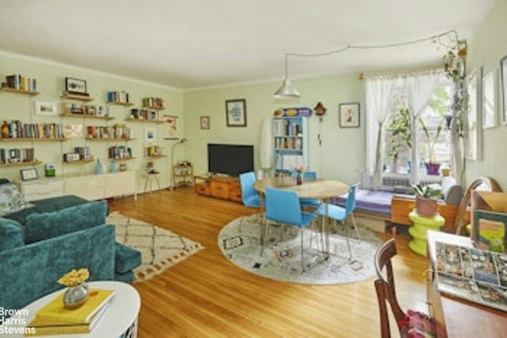 435 Ocean Parkway, Unit 3K photo 4