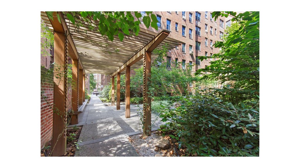 83-10 35th Avenue, Unit 6K photo 9