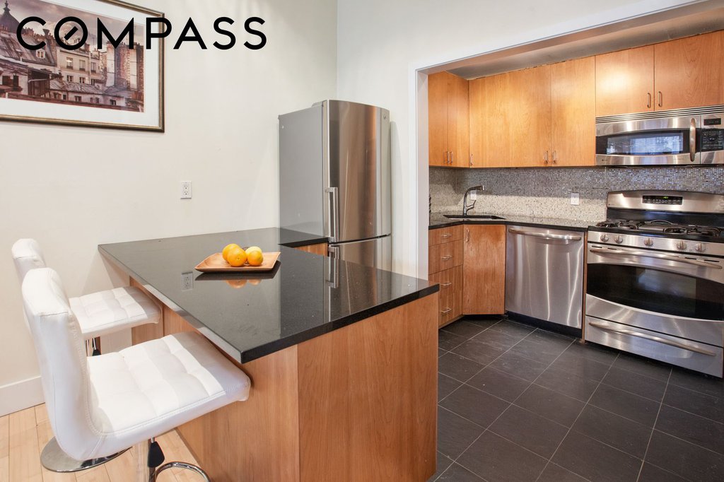 227 East 12th Street, Unit 2C photo 3