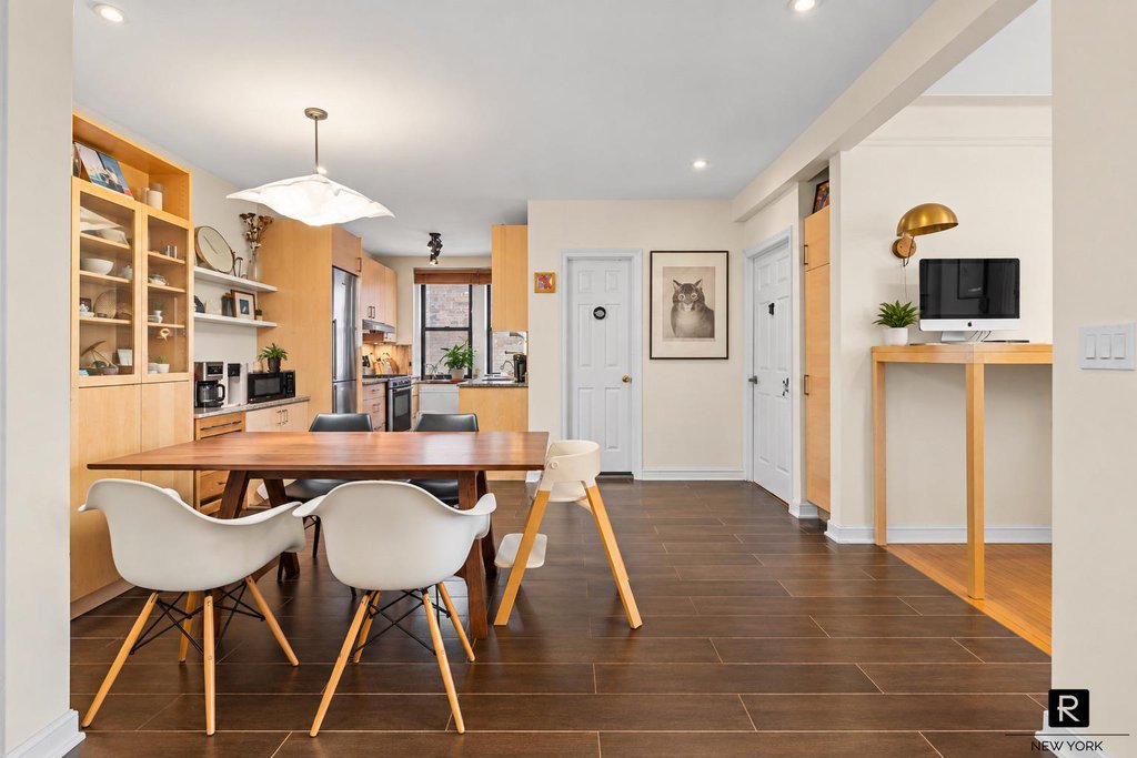 47-20 42nd Street, Unit 3A photo 2