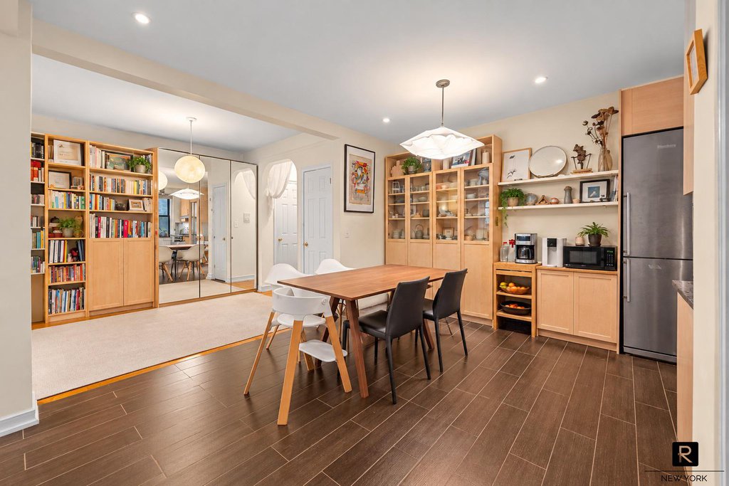 47-20 42nd Street, Unit 3A photo 3