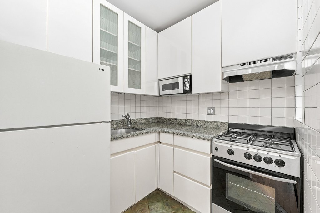204 West 78th Street, Unit 3D photo 6