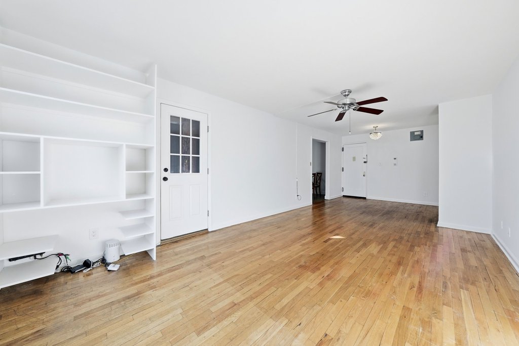 2860 Bailey Avenue, Unit 5H photo 4