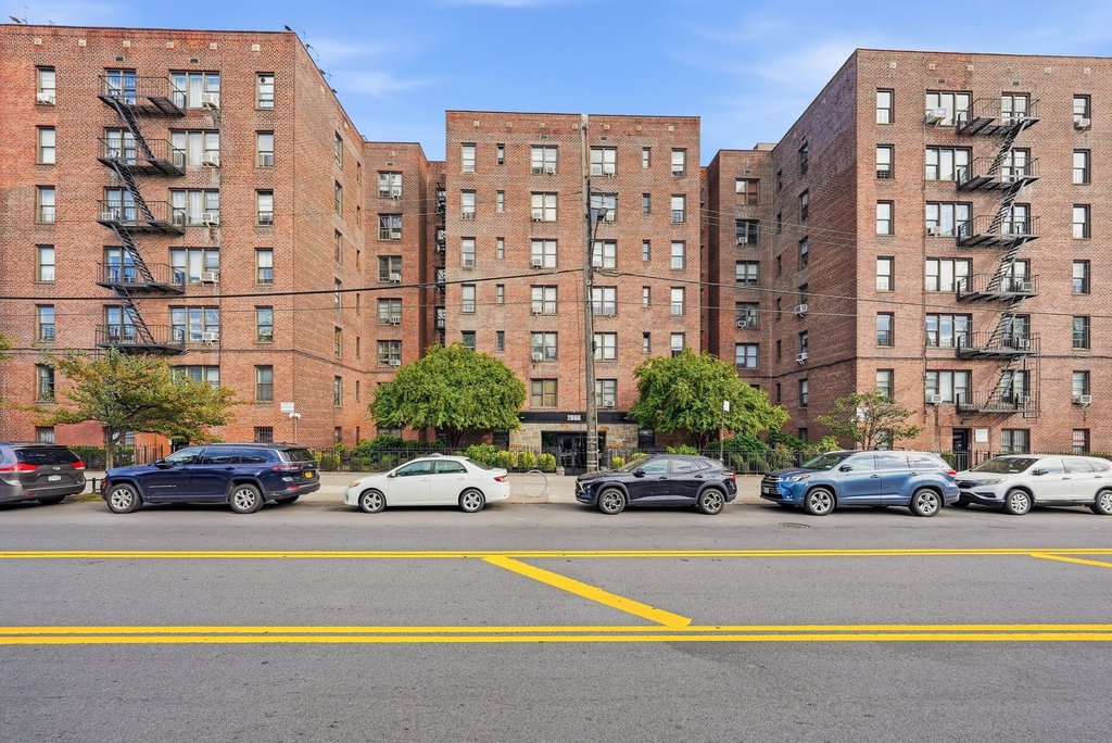 2860 Bailey Avenue, Unit 5H photo 21
