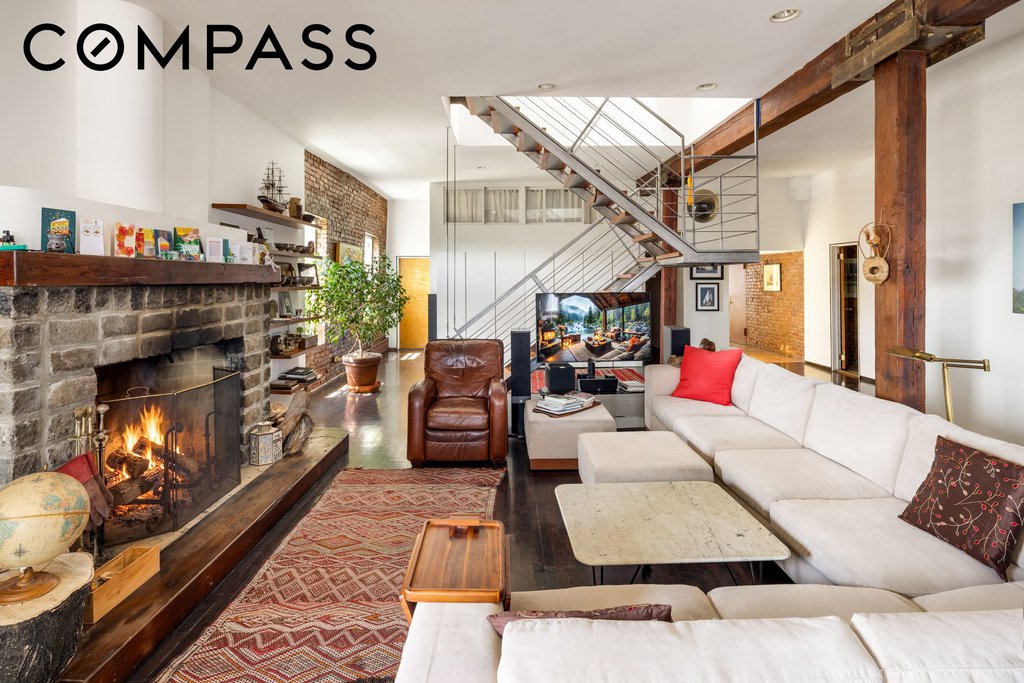719 Greenwich Street, Unit PH photo 3