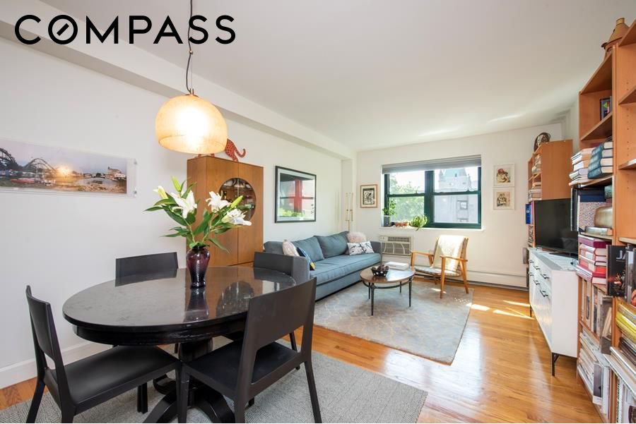 1885 Lexington Avenue, Unit 6D photo 2