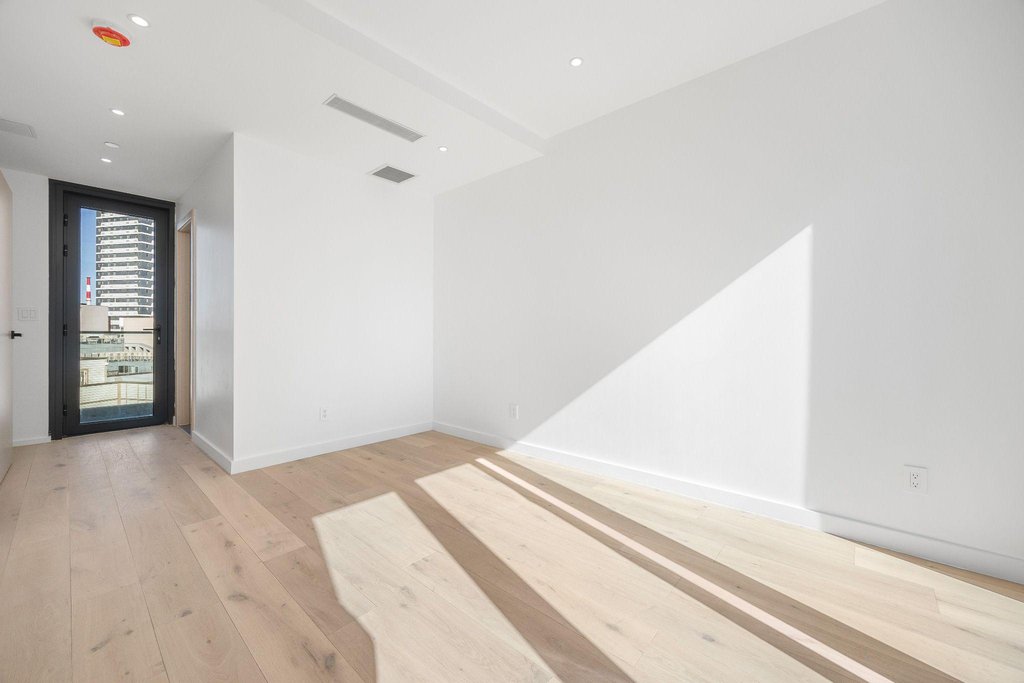 42-62 Hunter Street, Unit 12A photo 9
