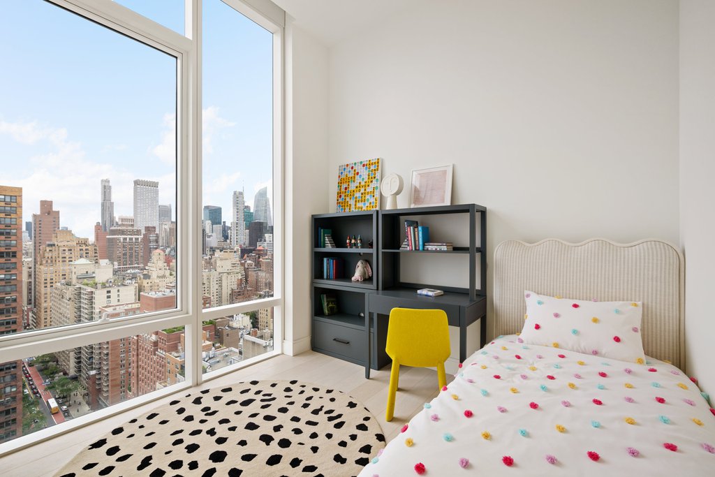 501 Third Avenue, Unit 30D photo 5