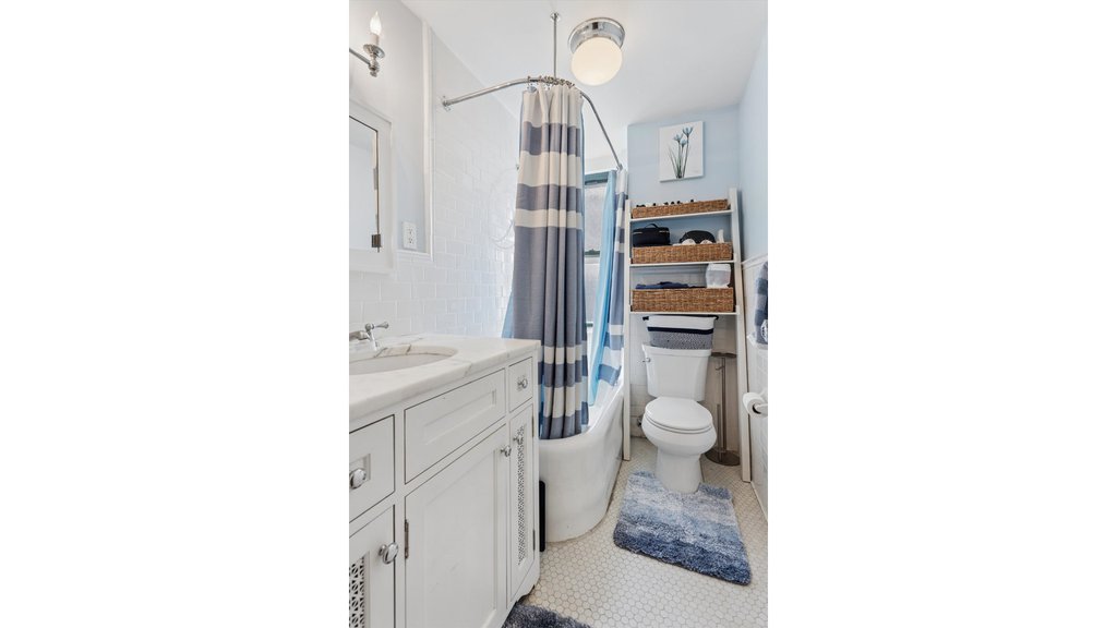 65 West 95th Street, Unit 8B photo 8