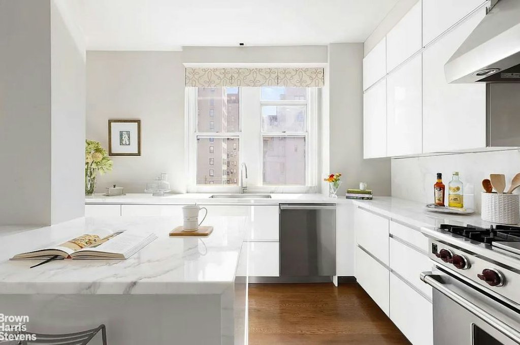 31 East 72nd Street, Unit 11FL photo 14