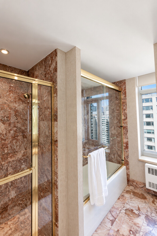 188 East 64th Street, Unit 2006 photo 6