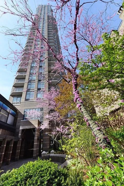 188 East 64th Street, Unit 2006 photo 14