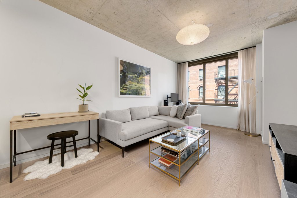 196 Orchard Street, Unit 5J photo 4