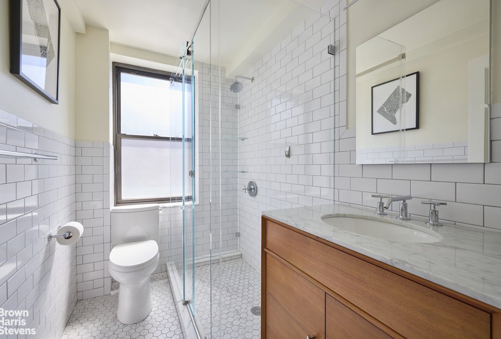 235 East 73rd Street, Unit 9D photo 5