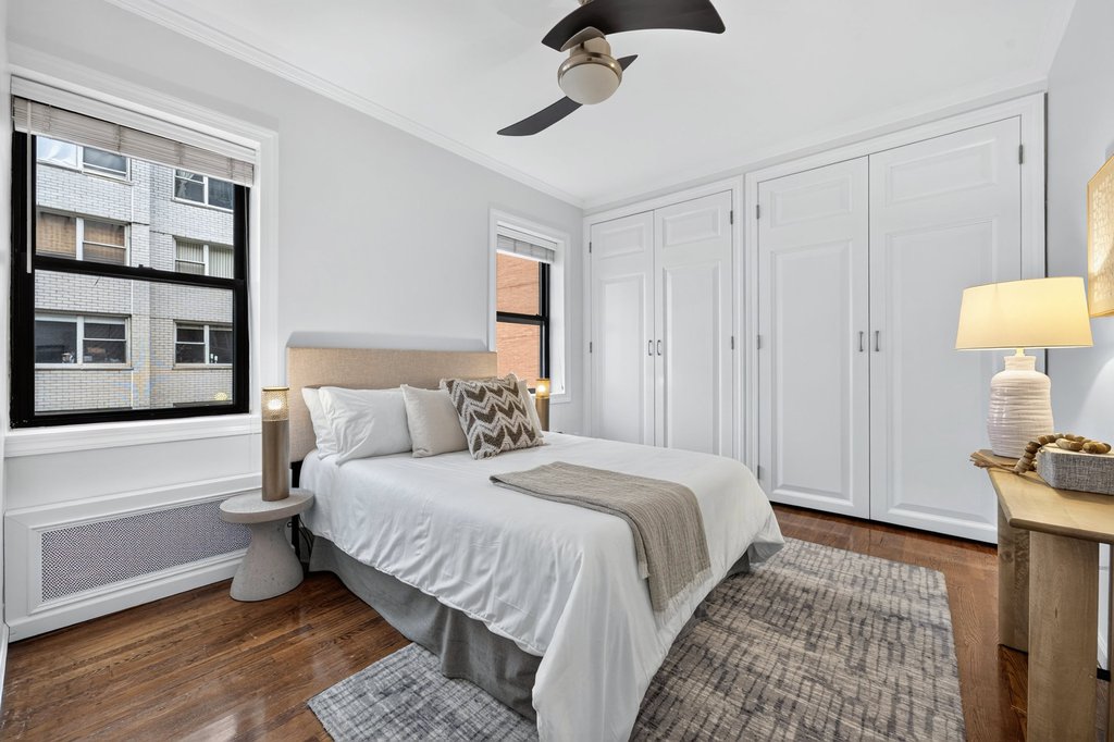 152 East 35th Street, Unit 3/4G photo 4