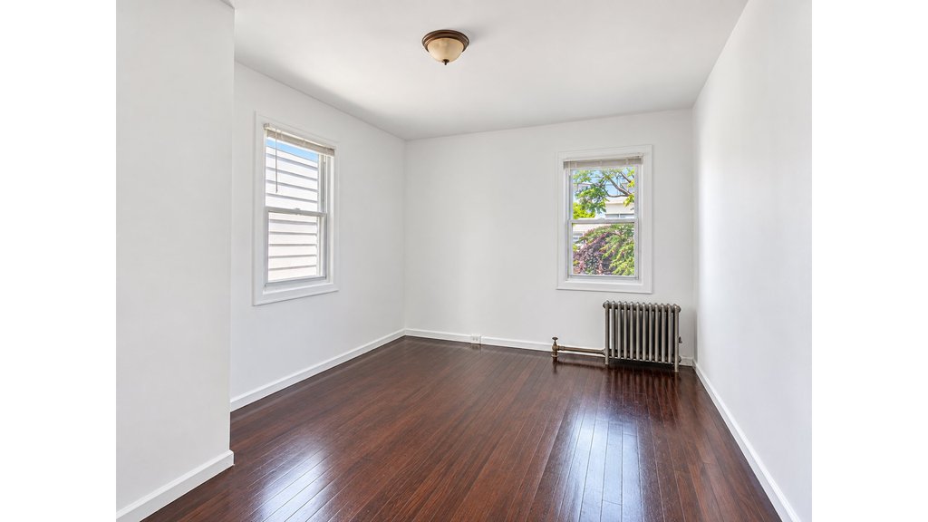 143-27 95th Avenue, Unit 2 photo 4