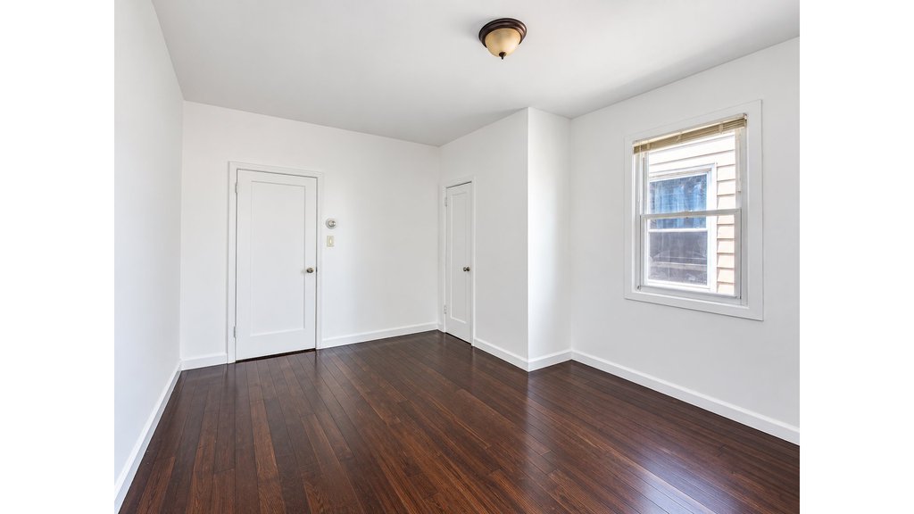 143-27 95th Avenue, Unit 2 photo 5