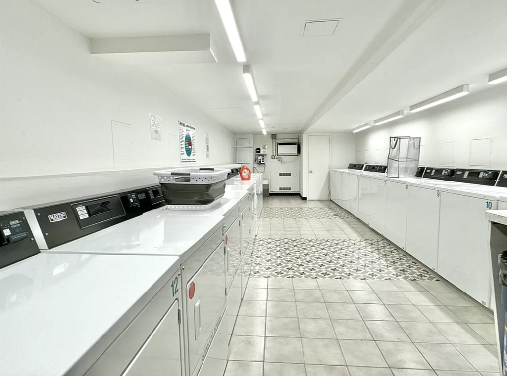 222 West 14th Street, Unit 2H photo 17