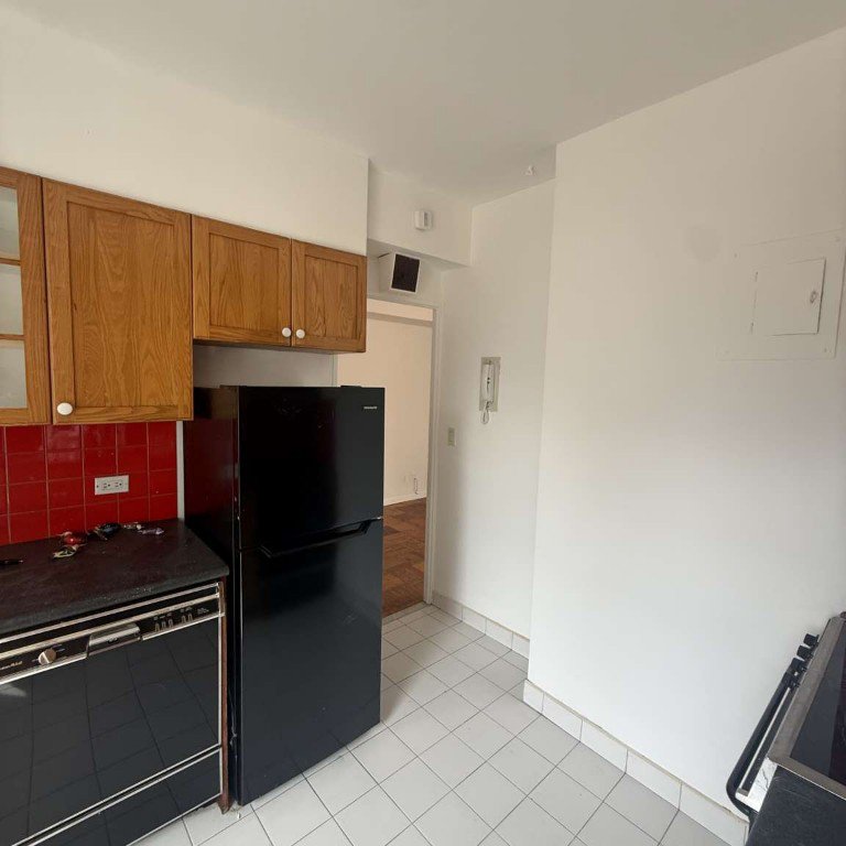 370 East 76th Street, Unit C1406 photo 10