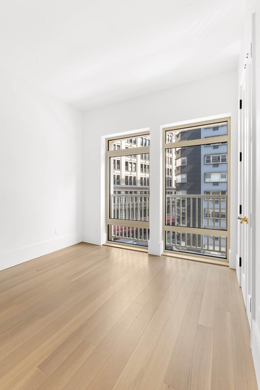 815 Broadway, Unit 401 photo 2