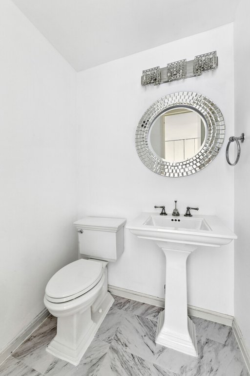 21 South End Avenue, Unit 207 photo 9