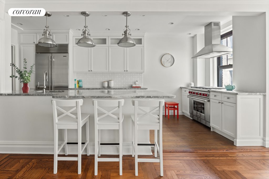141 East 3rd Street, Unit 11D photo 3