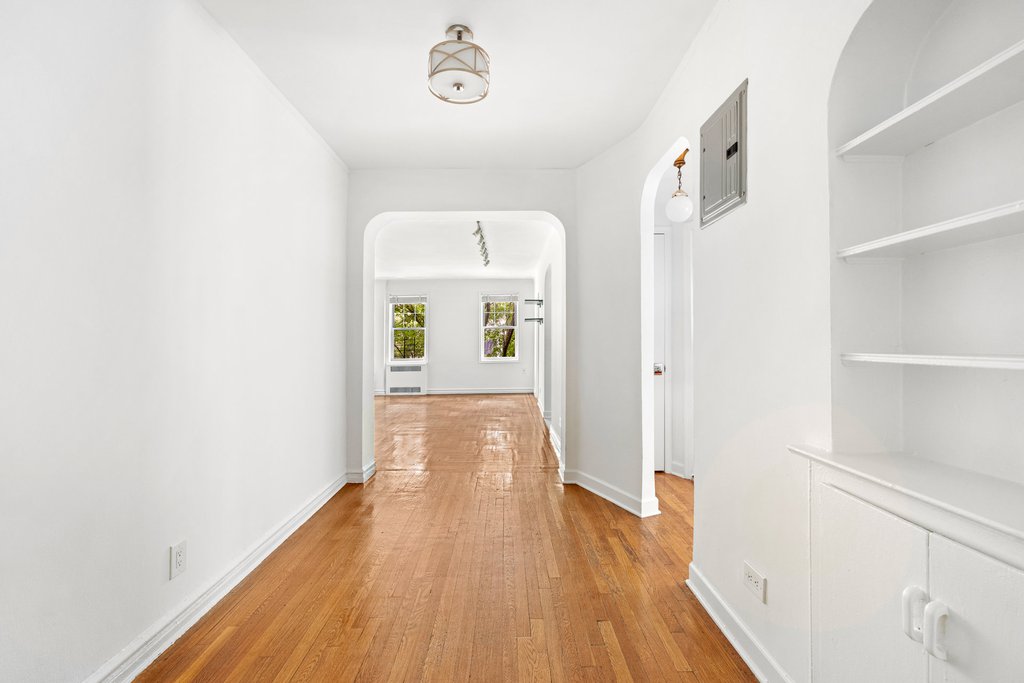 601 East 19th Street, Unit 3R photo 2