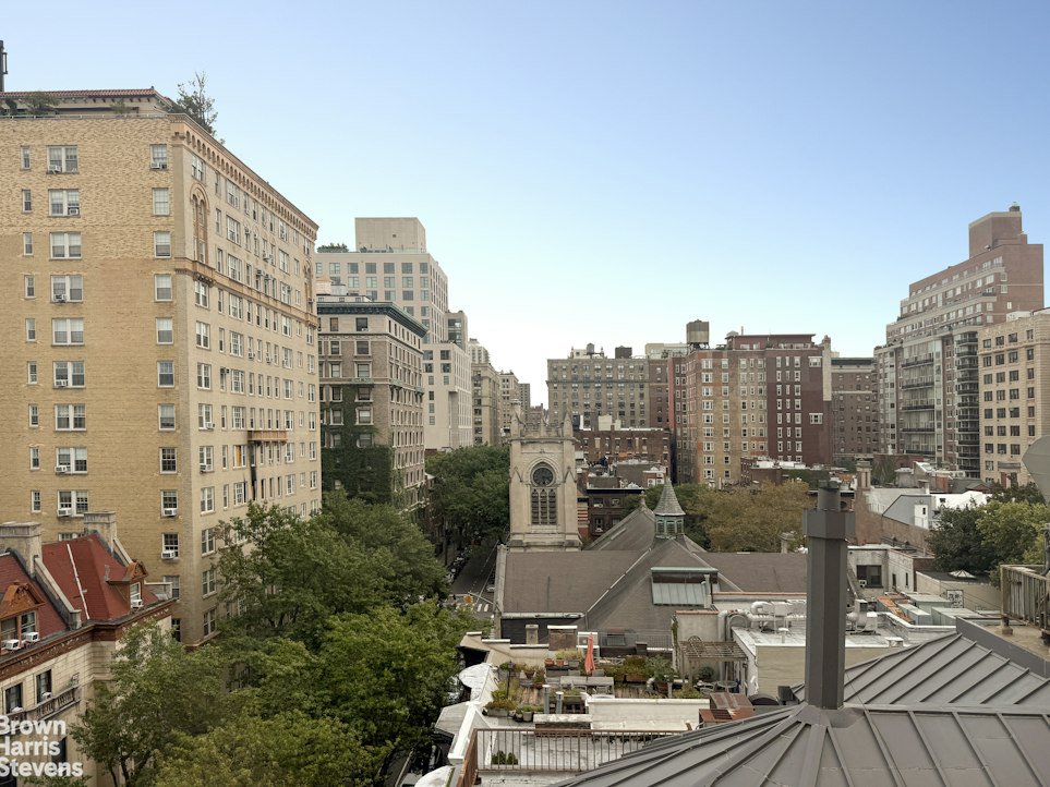 186 Riverside Drive, Unit 9B photo 5
