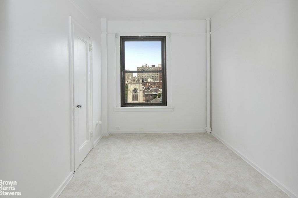 186 Riverside Drive, Unit 9B photo 10