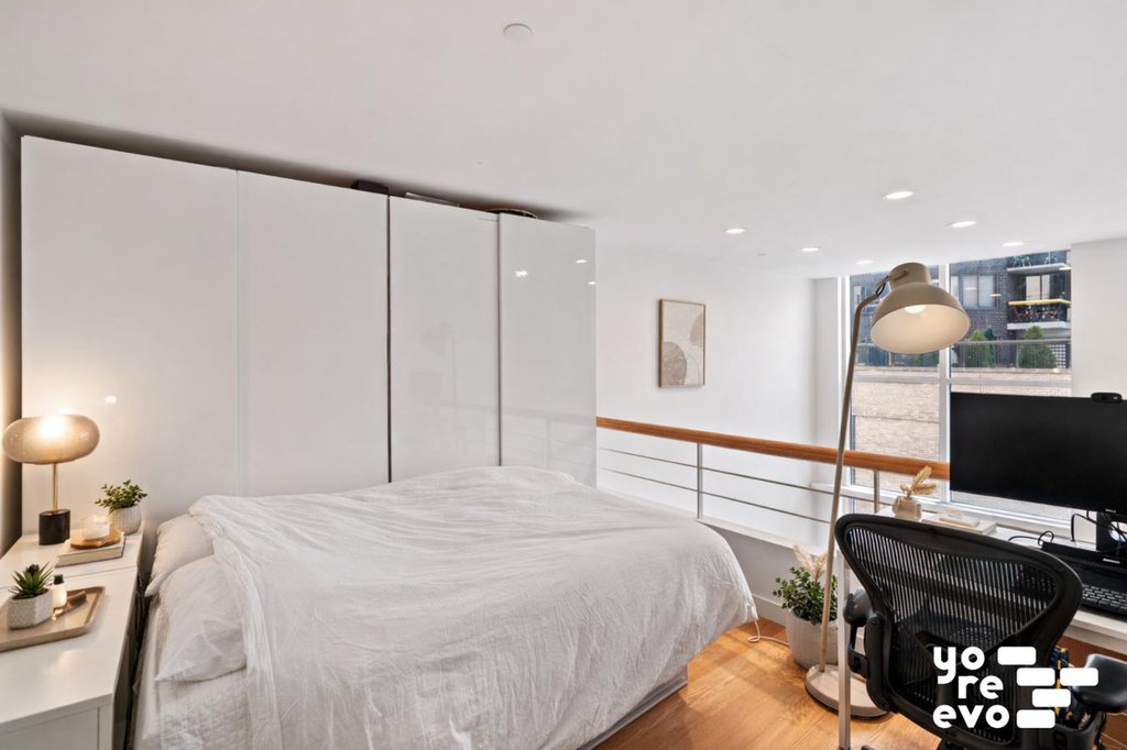 301 East 61st Street, Unit 3D photo 4