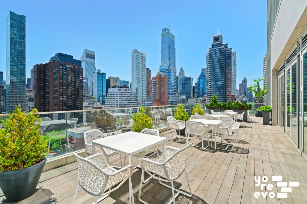 301 East 61st Street, Unit 3D photo 10