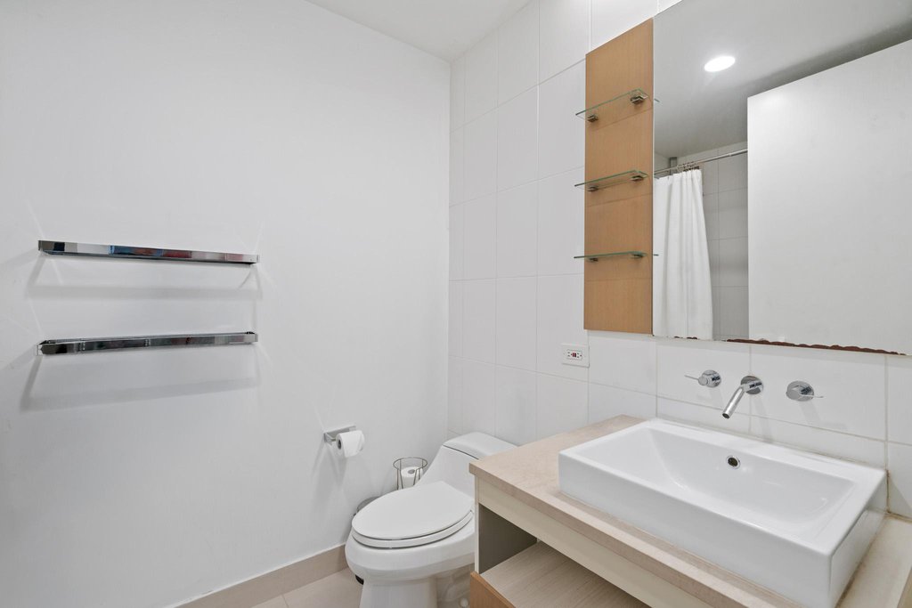 11-02 49th Avenue, Unit 6M photo 7