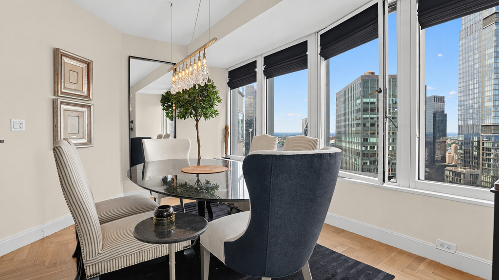 150 West 56th Street, Unit 5003 photo 3
