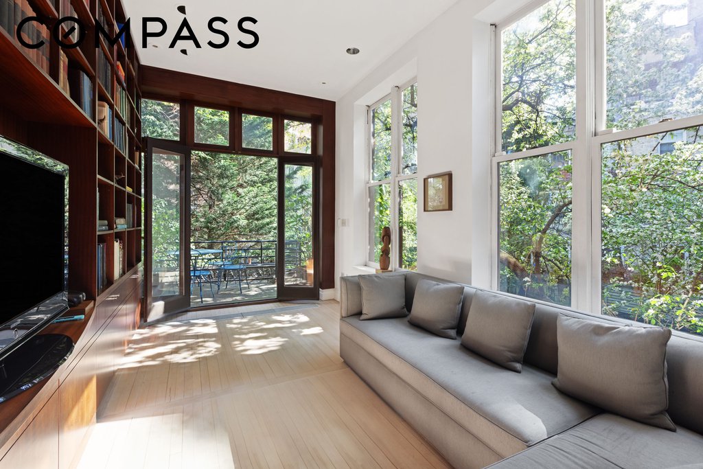 15 Saint Lukes Place – For Sale photo 9