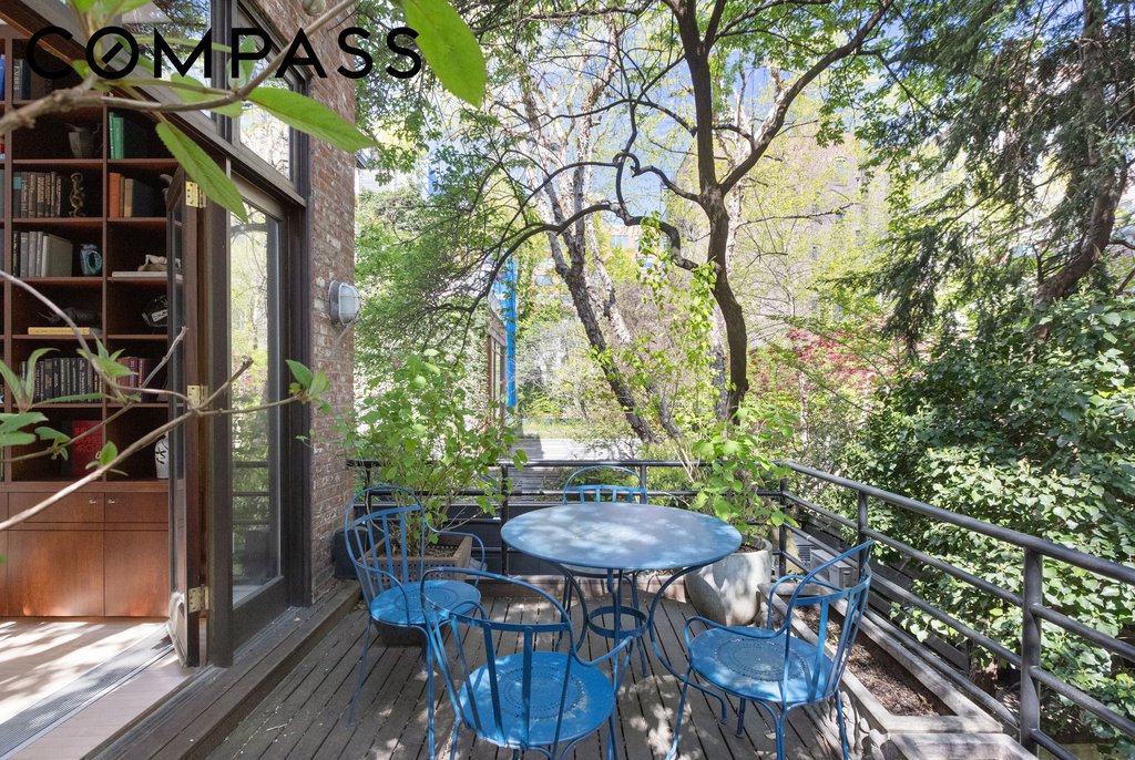 15 Saint Lukes Place – For Sale photo 11