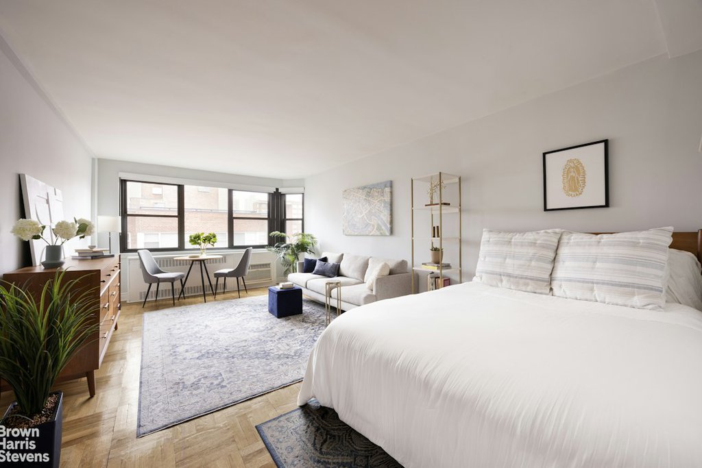 233 East 69th Street, Unit 17M photo 4