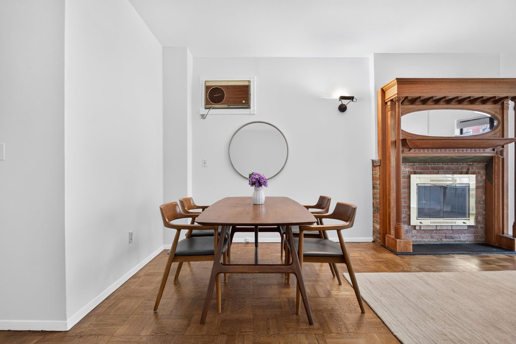 303 West 80th Street, Unit 4A photo 4