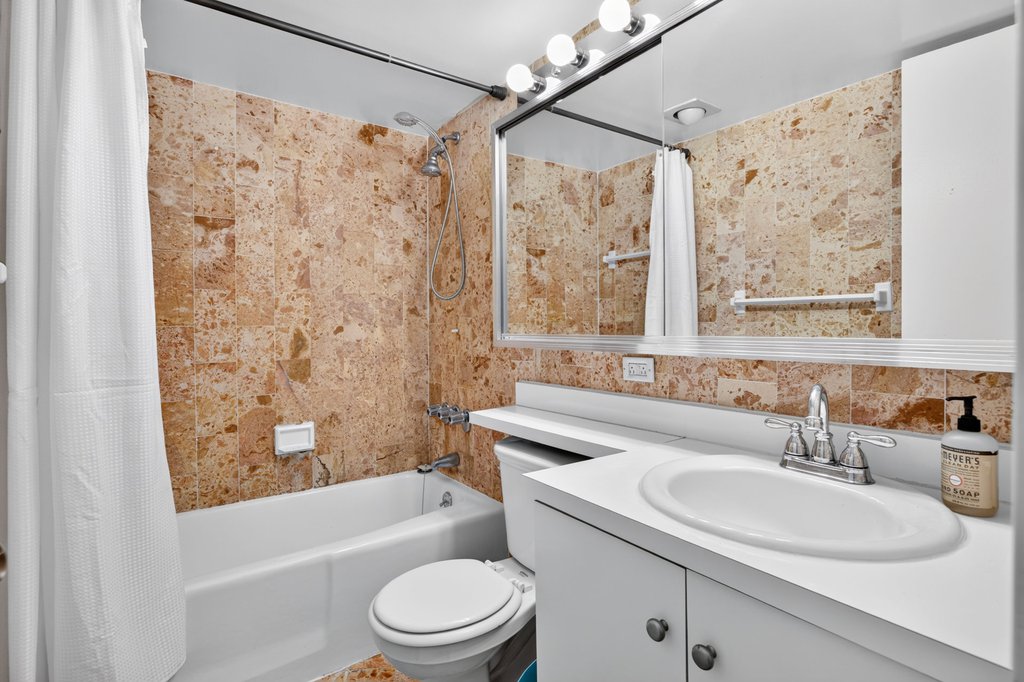 303 West 80th Street, Unit 4A photo 7