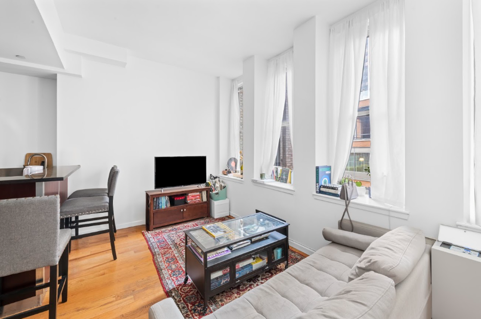 150 Nassau Street, Unit 4I photo 4