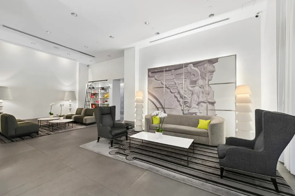 150 Nassau Street, Unit 4I photo 9
