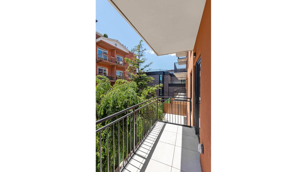 222 16th Street, Unit 4C photo 4