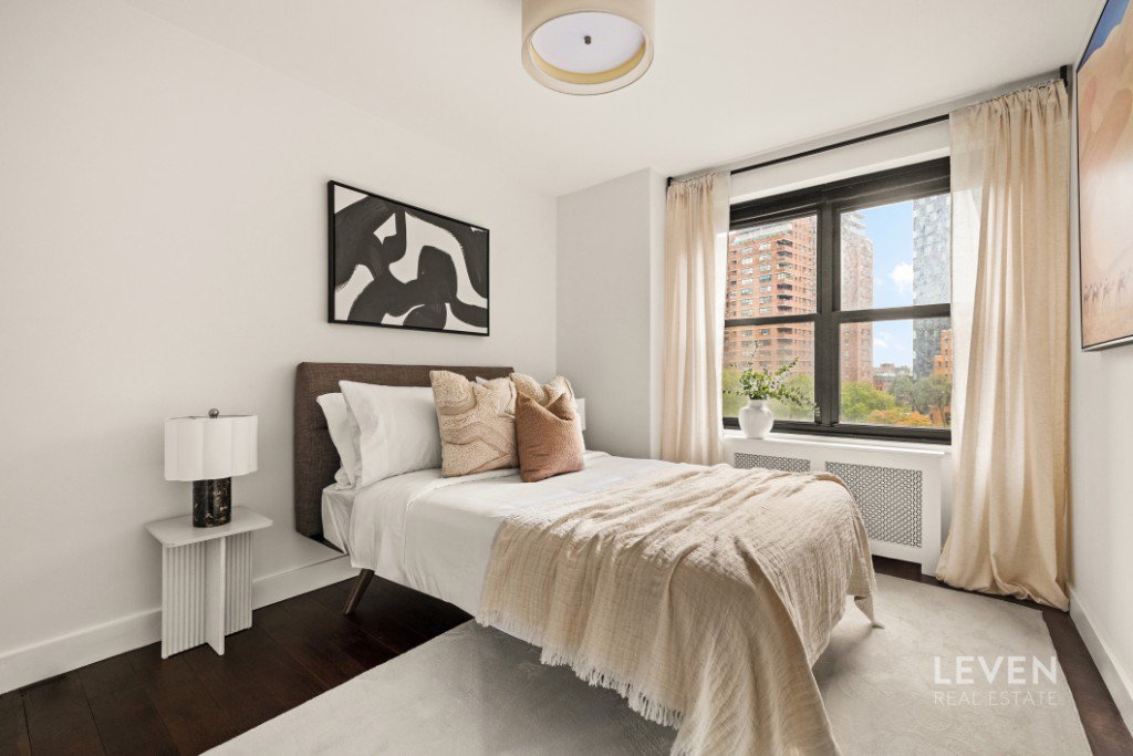 385 Grand Street, Unit 601L photo 7