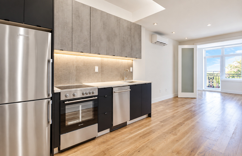 1004 Gates Avenue, Unit 6D photo 2