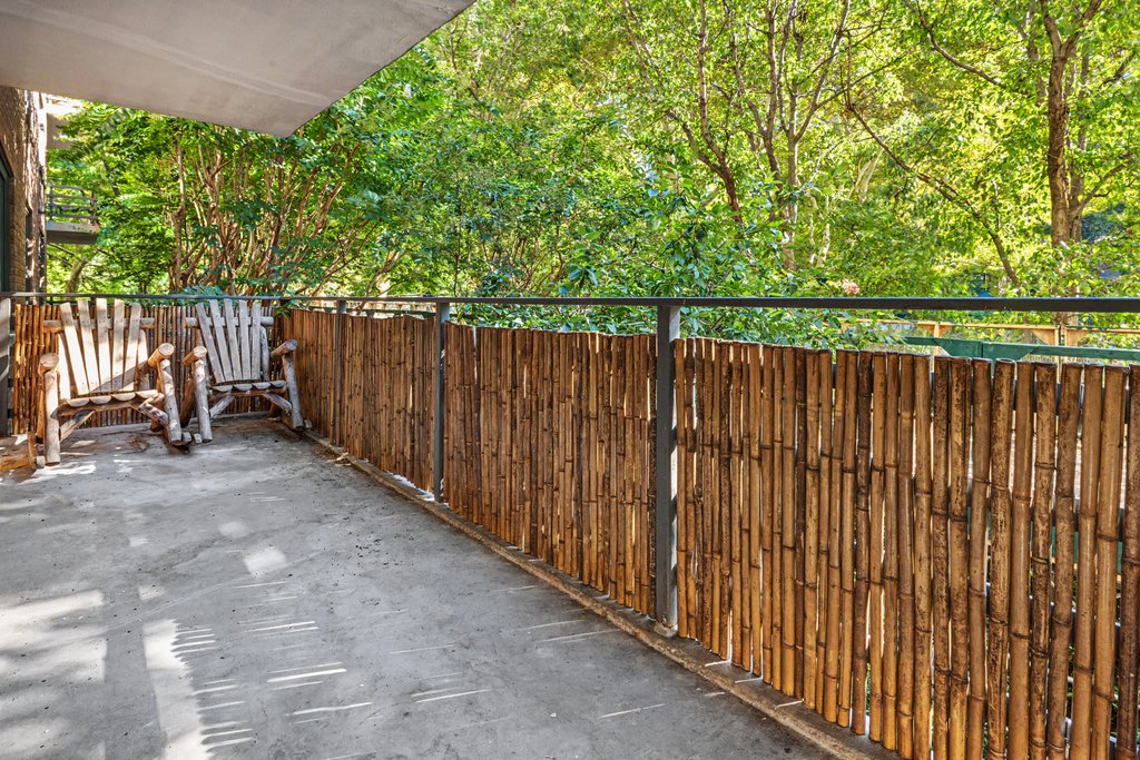 392 Central Park West, Unit 2N photo 5