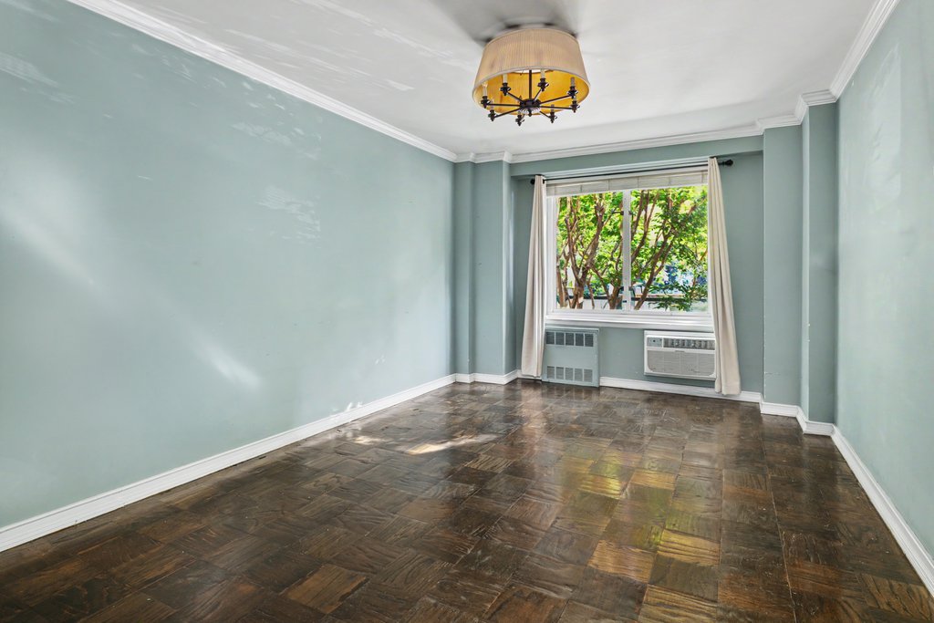 392 Central Park West, Unit 2N photo 8