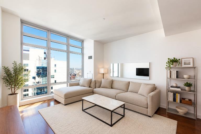 2 Northside Piers, Unit 31Y