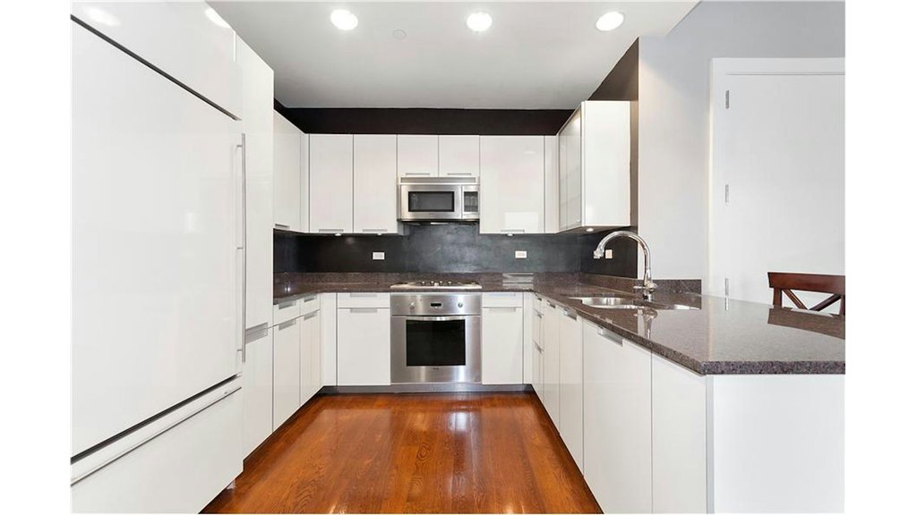 250 East 49th Street, Unit 3F photo 2