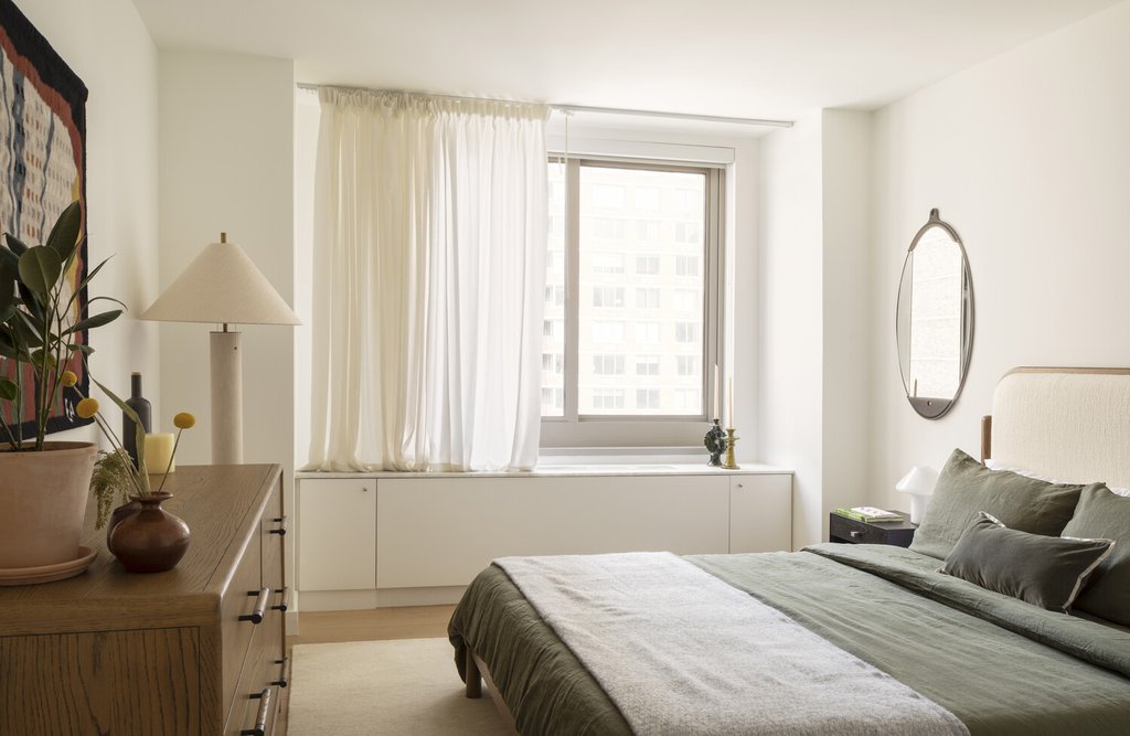 234 East 46th Street, Unit 1505 photo 4