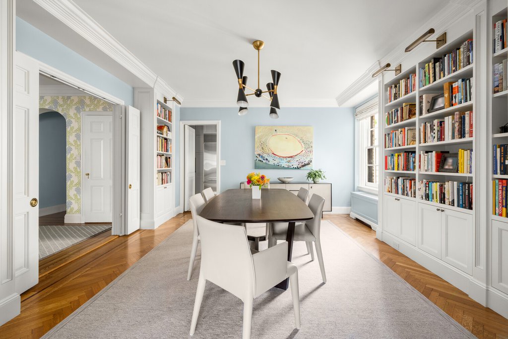 14 Sutton Place South, Unit 14B photo 3
